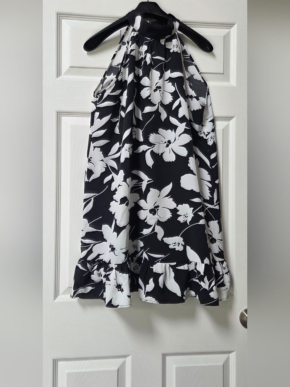 Floral Mini Dress in Black & White Like New